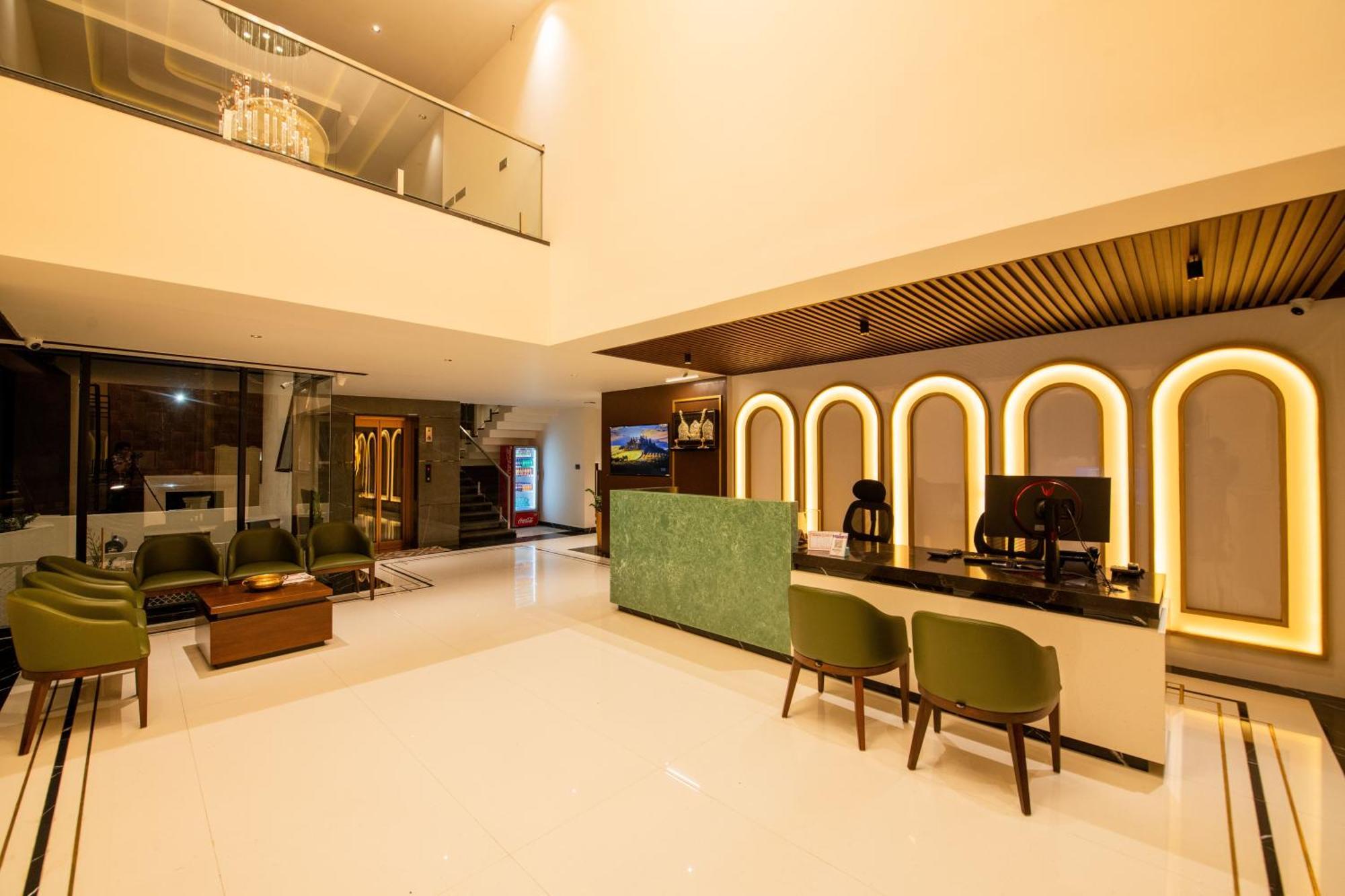 Hotel Mysore Radiance Exterior foto