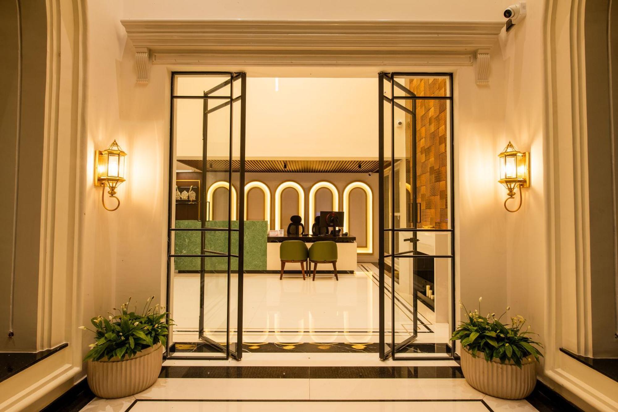 Hotel Mysore Radiance Exterior foto